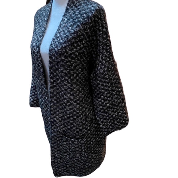 Maxsport black and grey checkered sweater/cardigan. Medium. Two front pockets. - Picture 6 of 15